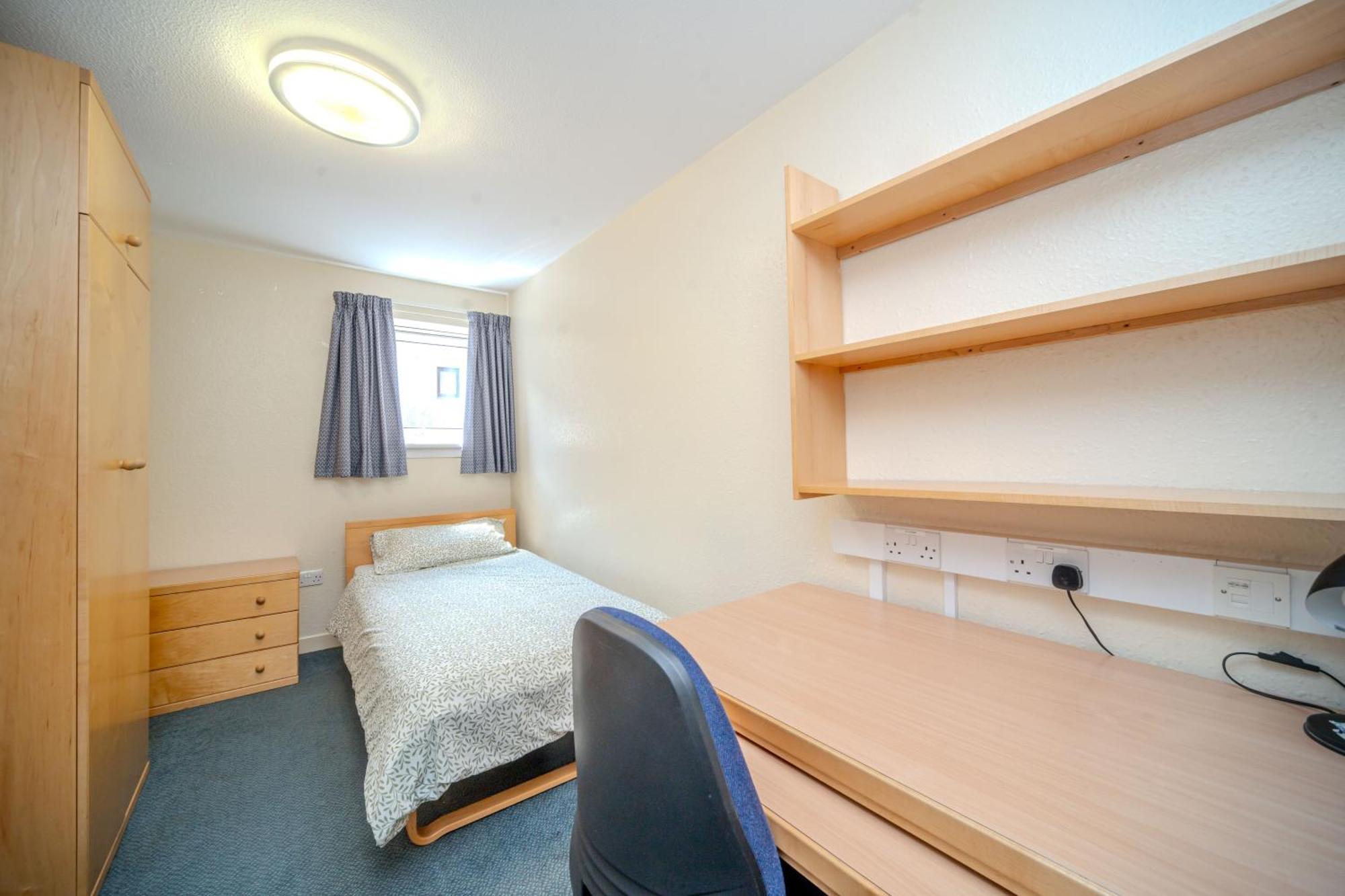 Joivy Budget 4,5 And 6 Bed Private Flats, In Historic Old Town (Adults Only) EDI Kültér fotó