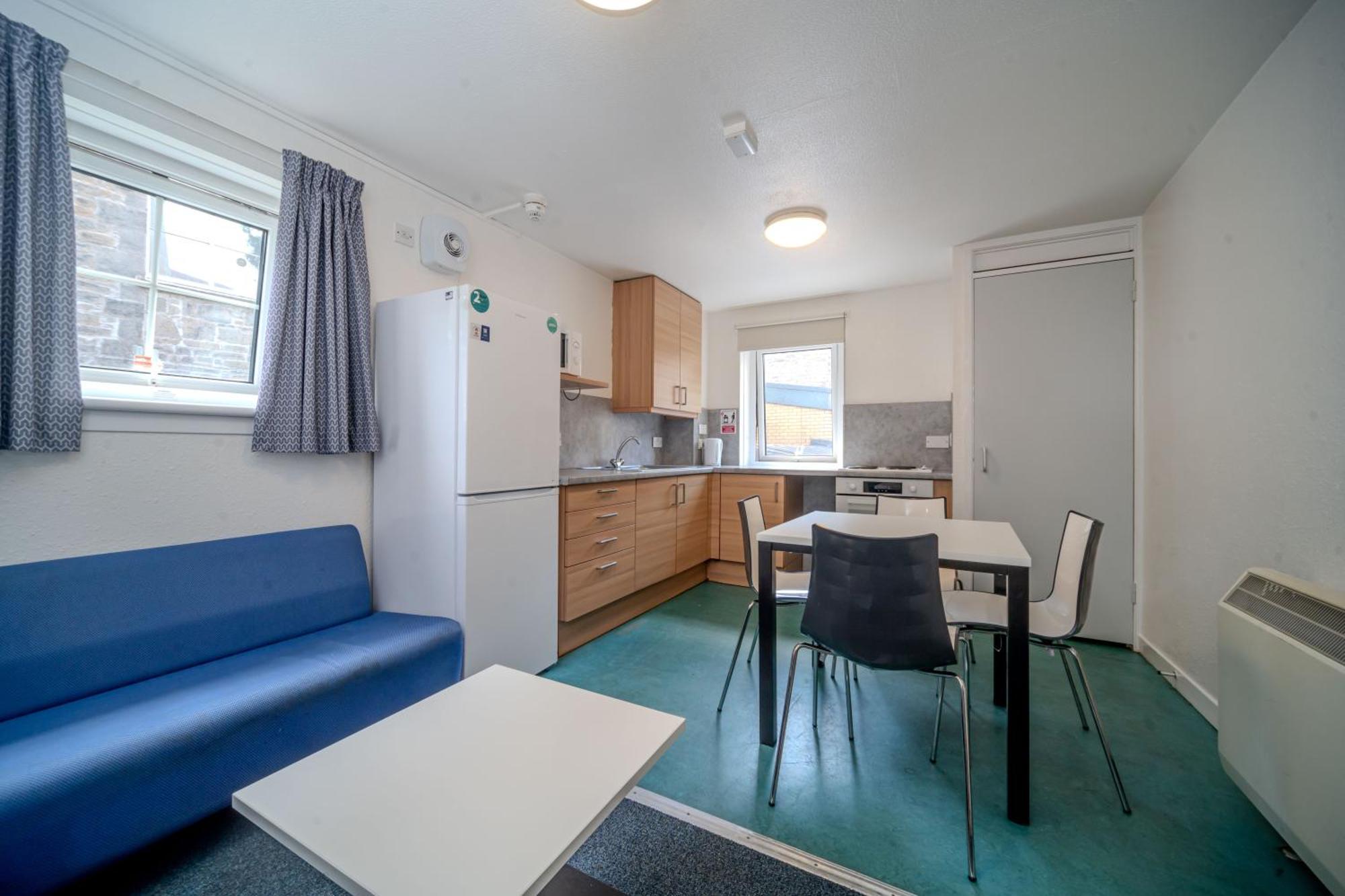 Joivy Budget 4,5 And 6 Bed Private Flats, In Historic Old Town (Adults Only) EDI Kültér fotó