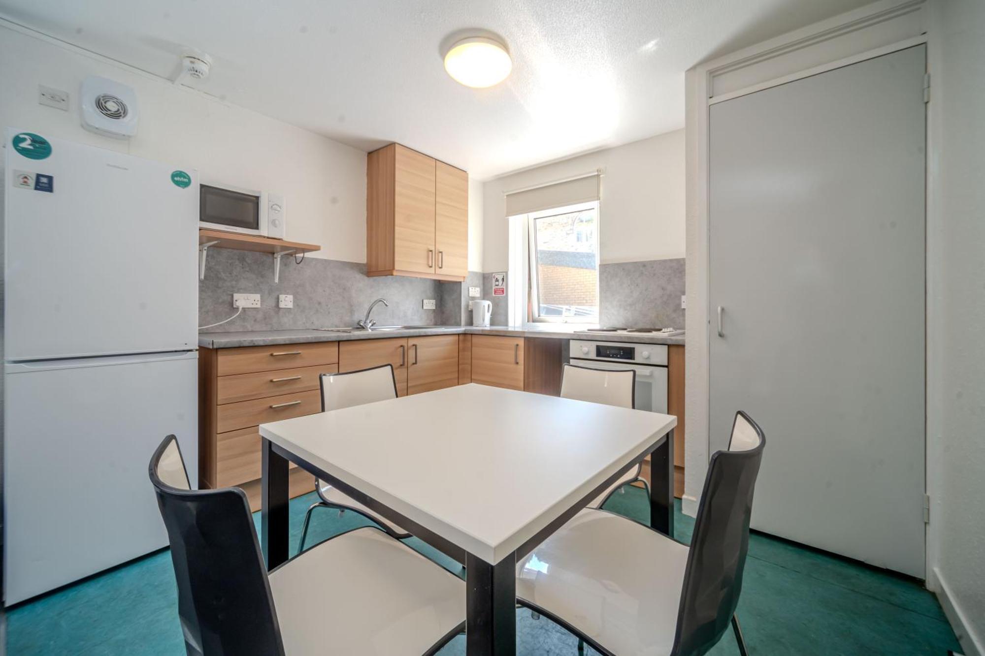 Joivy Budget 4,5 And 6 Bed Private Flats, In Historic Old Town (Adults Only) EDI Kültér fotó